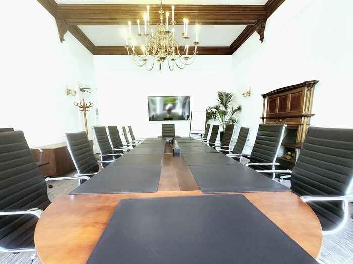 sqmc-boardroom-aberdeen-2-web